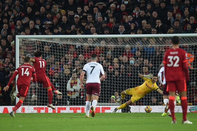 Ảnh bài viết Salah lập công biến ngày về của Gerrard thành ác mộng