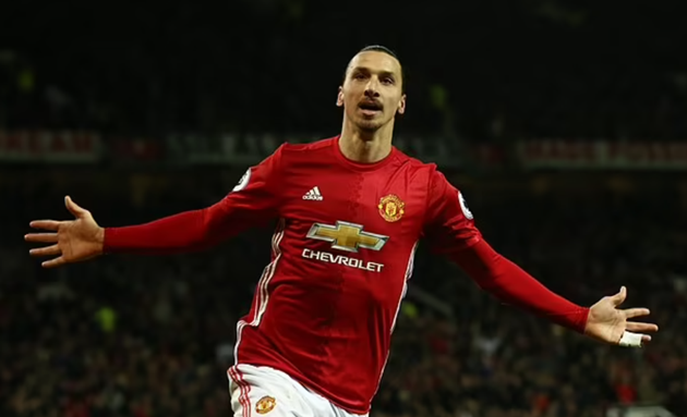 5 chữ ký miễn phí ấn tượng nhất lịch sử: Man United, Liverpool có đại diện