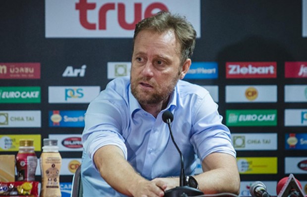 Ảnh bài viết HLV Thái Lan và Singapore sẵn sàng nghênh chiến ĐT Việt Nam