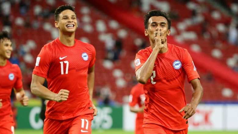 Tuyển Singapore mất 2 trụ cột trước bán kết AFF Cup