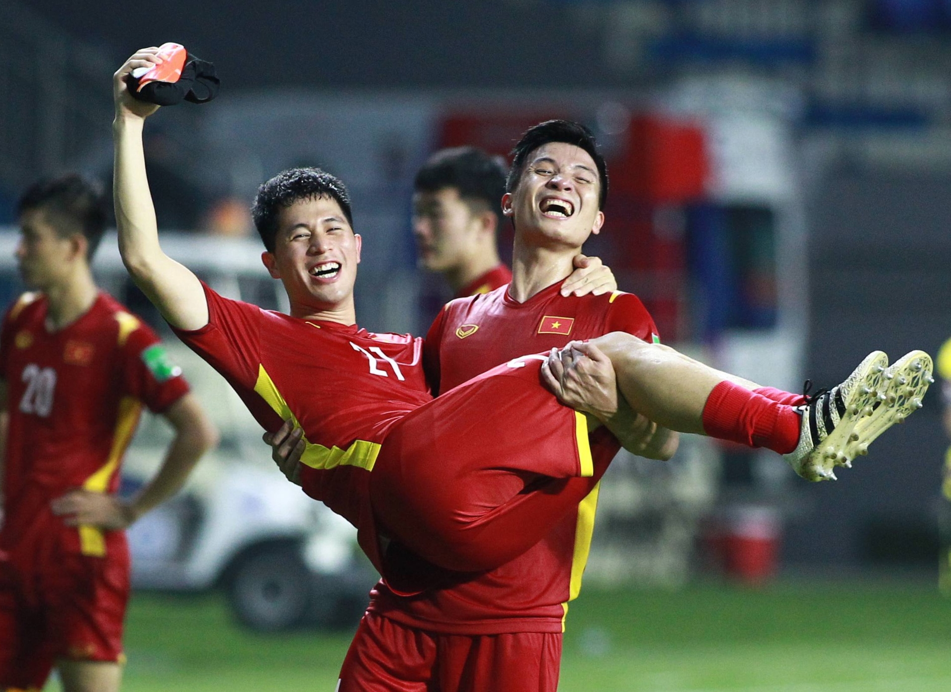 Trần Đình Trọng, Bùi Tiến Dũng bị loại trước trận gặp Thái Lan