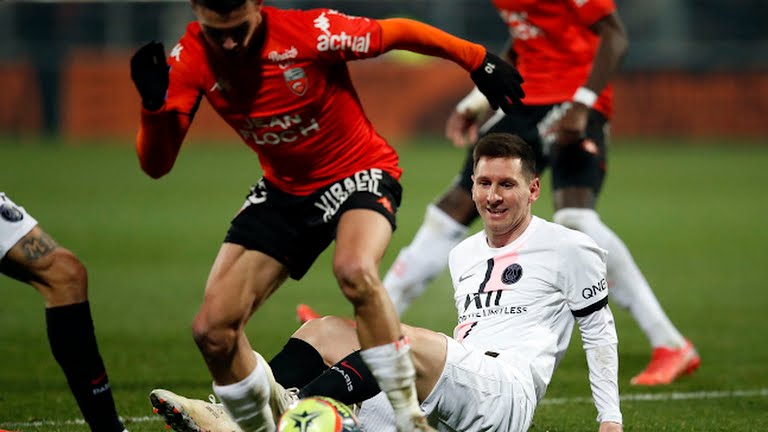 Ảnh bài viết Đội hình tiêu biểu vòng 19 Ligue 1: Con trai huyền thoại, Messi góp mặt