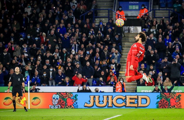 Ảnh bài viết Salah sút hỏng penalty rồi bỏ lỡ không tưởng, Liverpool trắng tay trước Leicester