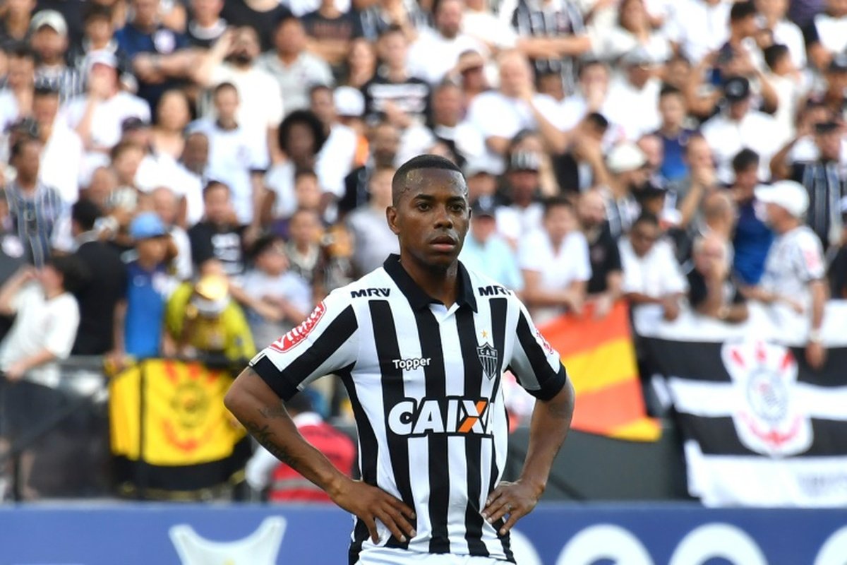 Đoạn kết buồn của Robinho
