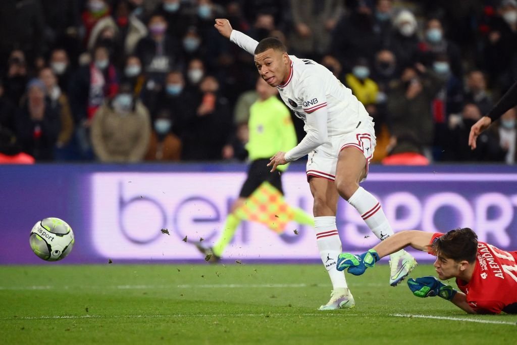 Ảnh bài viết Messi, Mbappe phối hợp ghi bàn ở phút 90+3