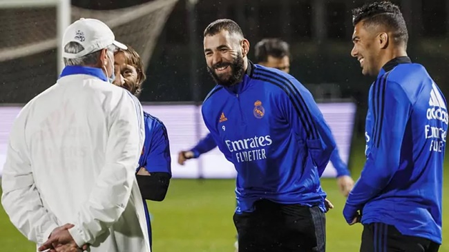 Ảnh bài viết Benzema bỏ ngỏ khả năng ra sân trước PSG