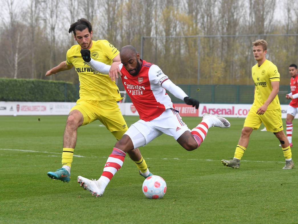 Ảnh bài viết Lacazette lập hat-trick trong chiến thắng 4-1 của Arsenal