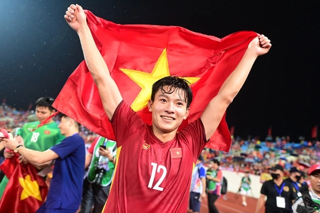 CĐV Thái Lan: 'Không còn ai hoài nghi về vị thế số một của Việt Nam'