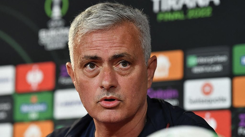 Mourinho: "Tôi không mê tín"