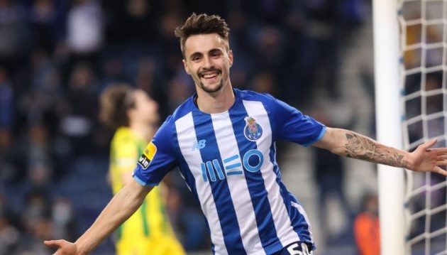 Fabio Vieira có gì hơn các tiền vệ hiện tại của Arsenal?