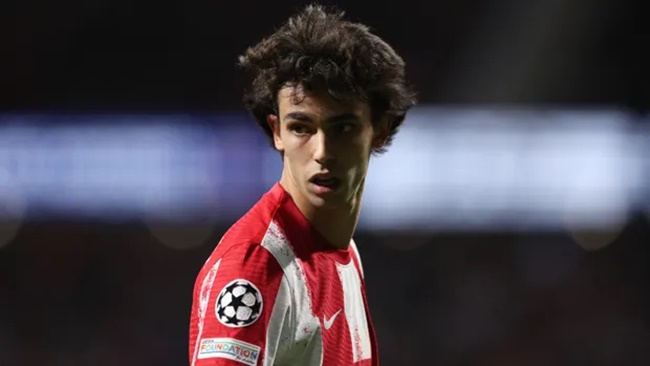 Sao Madrid mang tin buồn đến Arsenal và Tottenham