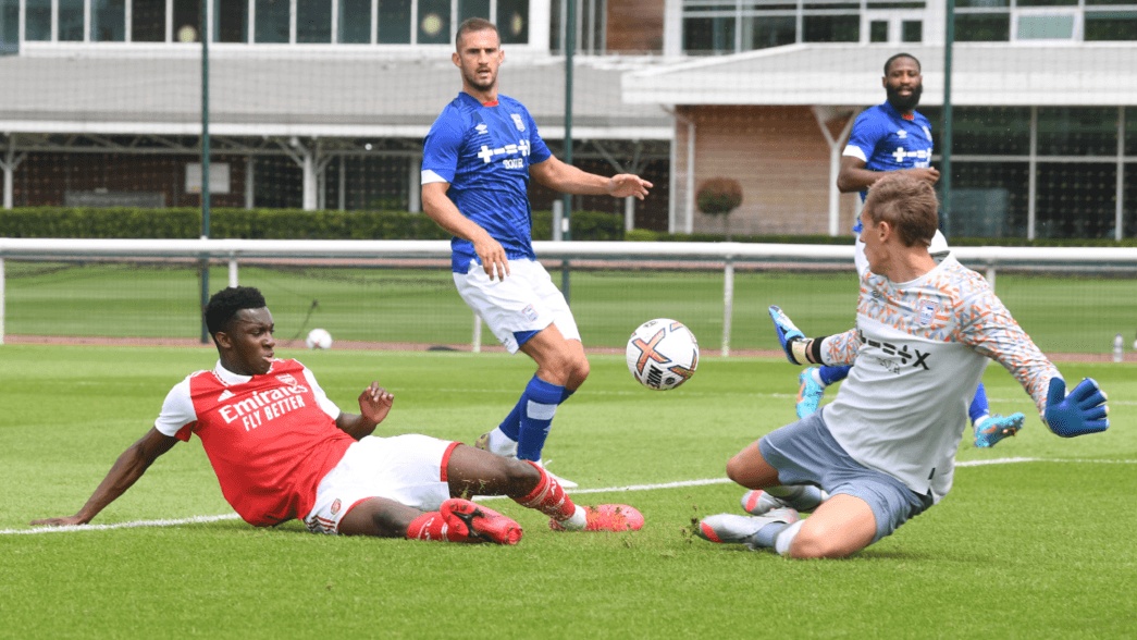 Ảnh bài viết Bản HĐ mới ký ghi hattrick trong ngày Arsenal thắng 5-1