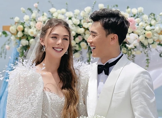 Thủ môn Bùi Tiến Dũng sắp có con đầu lòng