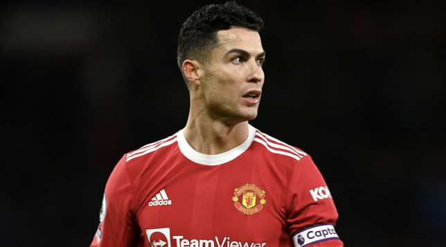 Báo Anh: 'Ronaldo không sẵn sàng thi đấu cho MU'