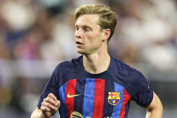 SỐC! La Liga từ chối đăng ký 7 cầu thủ Barca, gồm cả 3 bom tấn
