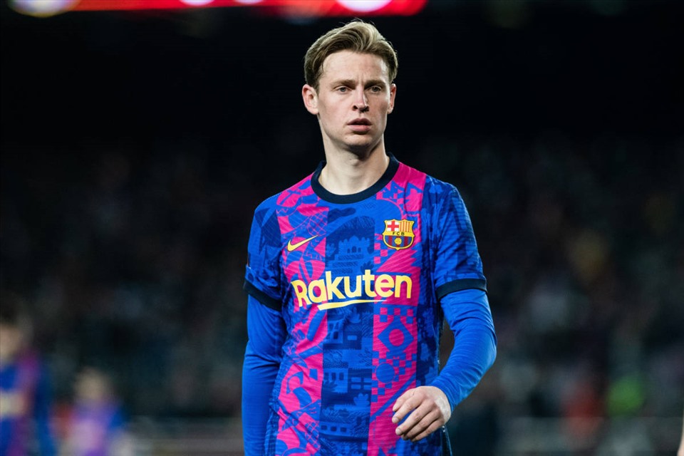 Sau De Jong, Man Utd nhanh chóng thiết lập bản HĐ thứ 5 và thứ 6