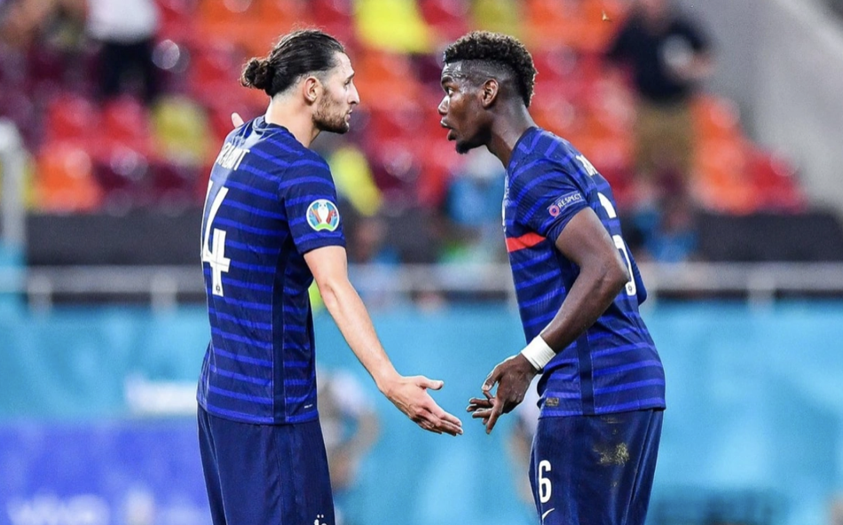 Rabiot rắc rối không kém Pogba