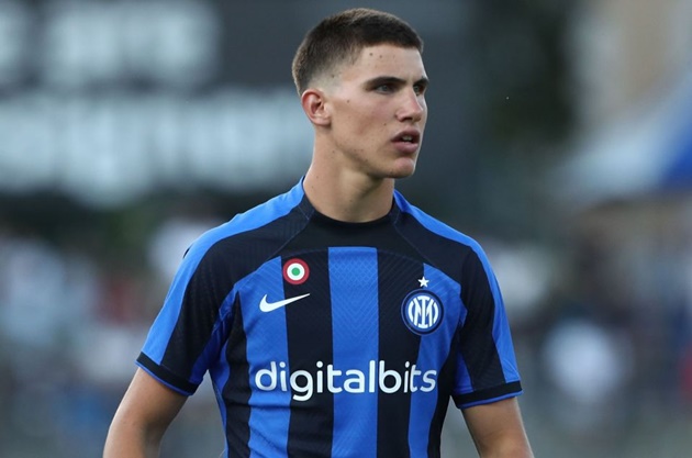 Chelsea ký hợp đồng 6 năm với Milinkovic-Savic 2.0