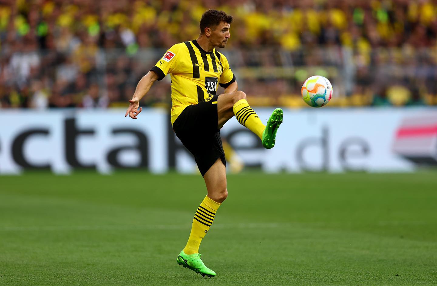 Barca nhận tin buồn từ mục tiêu Bundesliga