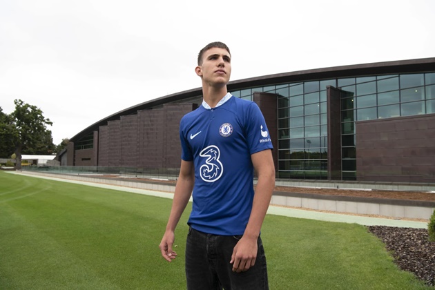 CHÍNH THỨC! Chelsea công bố tân binh thứ 6