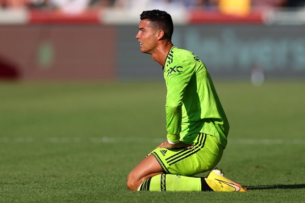 Thêm 1 ông lớn từ chối chiêu mộ Ronaldo
