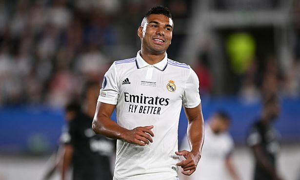 Ảnh bài viết Trước Casemiro, ngôi sao nào từng khoác áo Real và Man Utd?