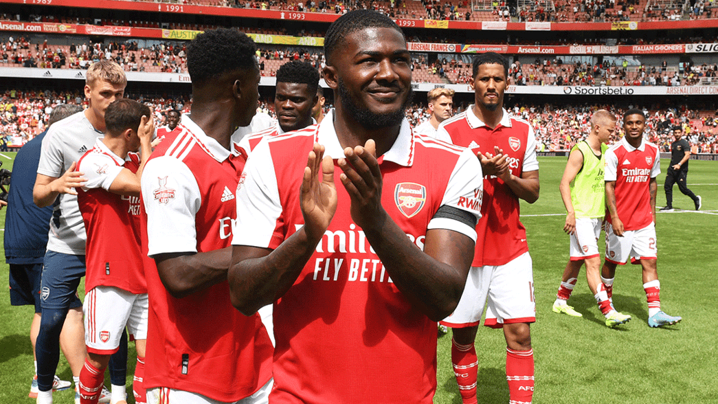 CHÍNH THỨC: Arsenal chia tay cầu thủ đa năng