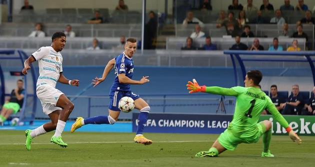 Fofana 'hít khói' từ giữa sân, Chelsea nhận cú sốc trong ngày ra quân Champions League