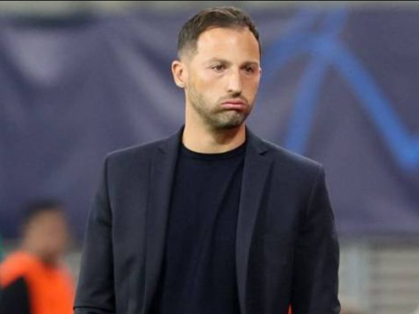 Ảnh bài viết Thua 1-4, HLV Leipzig bị sa thải