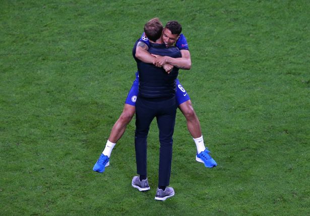 "Cám ơn thầy vì tất cả Tuchel! Xin lỗi vì em không thể hữu dụng hơn"