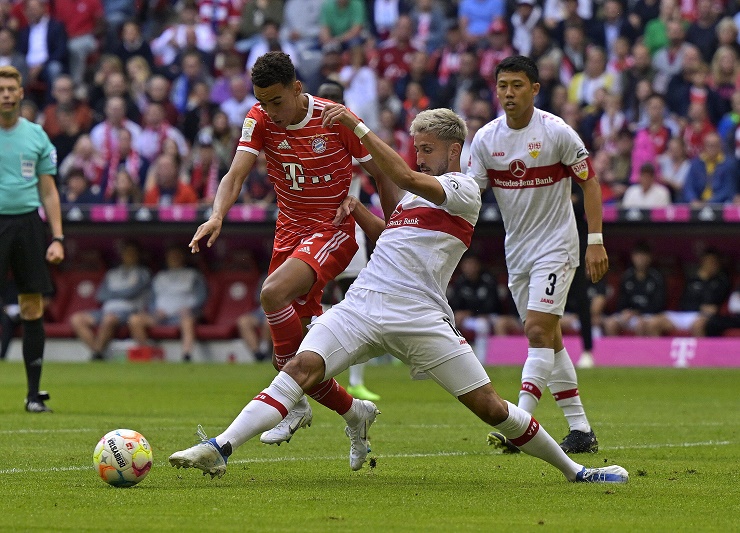Bom tấn gây họa phút bù giờ, Bayern chia điểm với nhược tiểu
