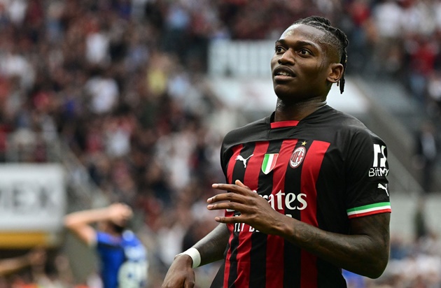 "Chelsea đã đưa ra đề nghị bằng lời nói. Tất nhiên là Milan từ chối"