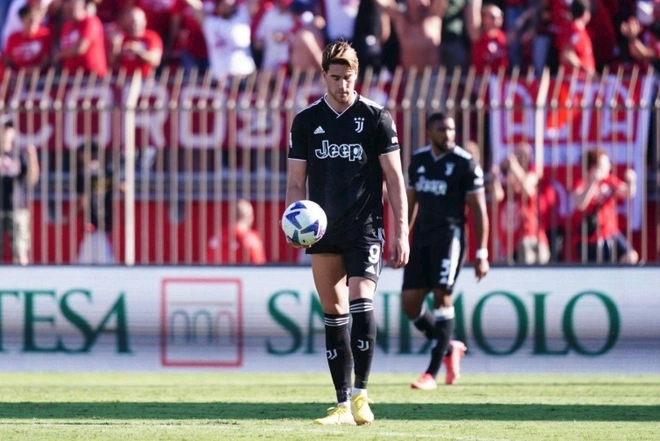 Sự xuống cấp đáng kinh ngạc của Juventus