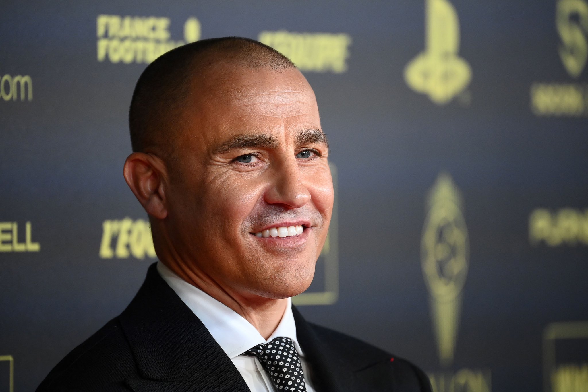 Cannavaro tái xuất bóng đá Ý