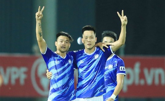 Khánh Hòa chiếm lại ngôi đầu