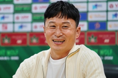 HLV Chun Jae-ho: Hà Nội chưa nghĩ đến chức vô địch