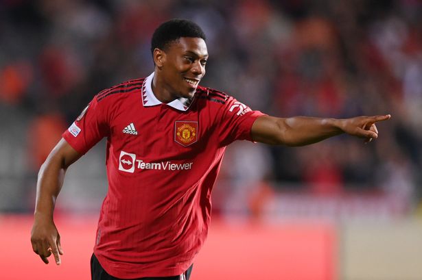 "Man Utd sẽ thay Martial bằng người ghi 20 bàn mỗi mùa"