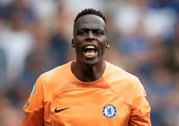 "Chelsea sẵn sàng lắng nghe những lời đề nghị cho Mendy"