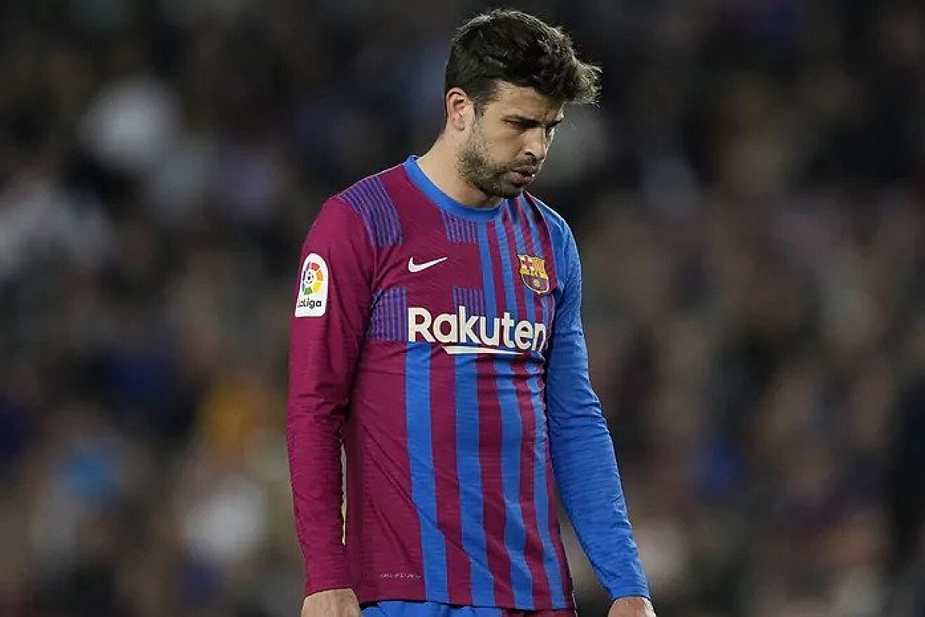 Xavi: "Pique là một tấm gương sáng"