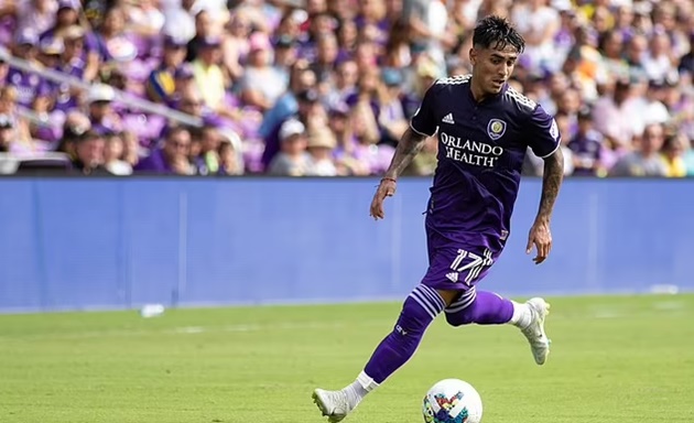 Xác nhận mở đàm phán, Arsenal sáng cửa đón tân binh mùa đông