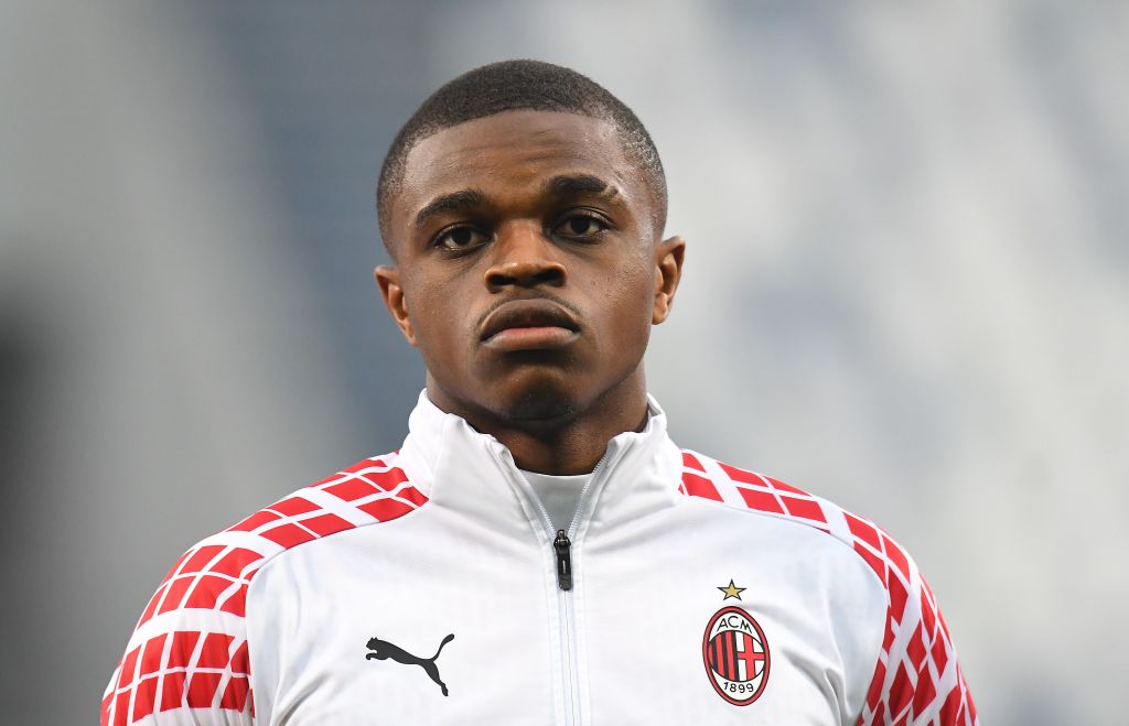 AC Milan có quyết định cuối về tương lai trụ cột hàng thủ