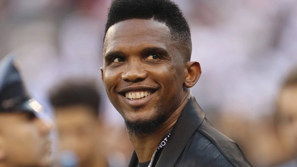 Eto'o bị tố lộng quyền ở tuyển Cameroon