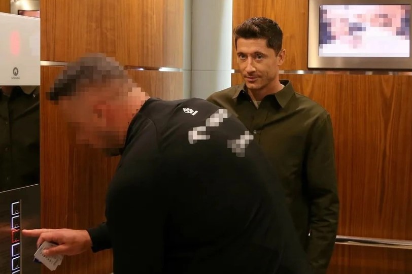 Ba Lan loại vệ sĩ của Lewandowski trước thềm World Cup