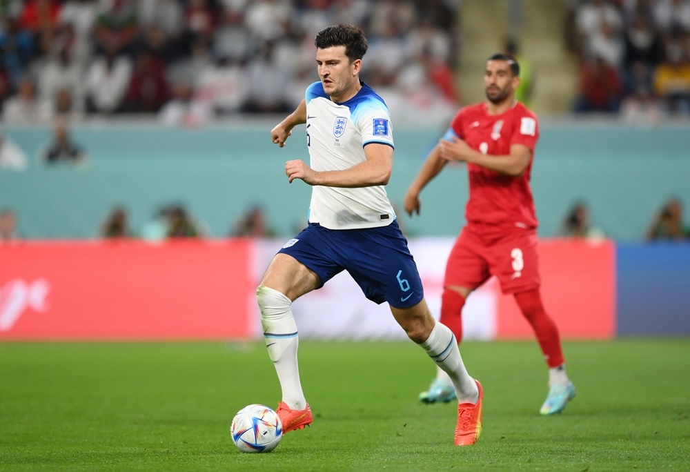 Maguire tái hiện thành tích của Beckham