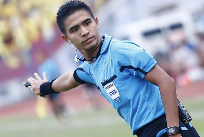 Trọng tài Malaysia cầm còi trận tuyển Việt Nam gặp Dortmund