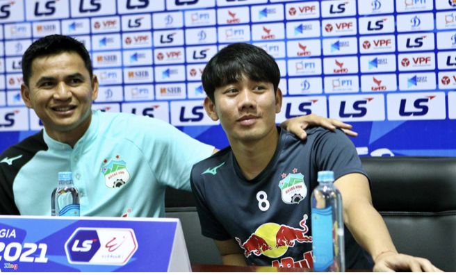 Tuấn Anh, Minh Vương cam kết ở lại HAGL