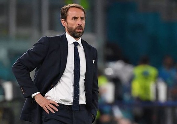 Neville: Southgate cất cầu thủ hay nhất lên ghế dự bị
