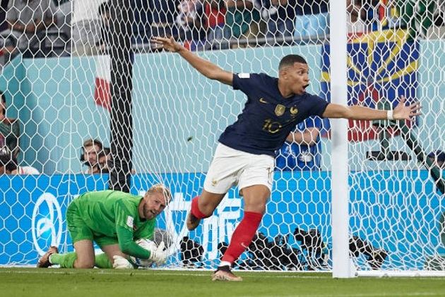 TRỰC TIẾP Pháp 2-1 Đan Mạch (Kết thúc): Vinh danh Mbappe