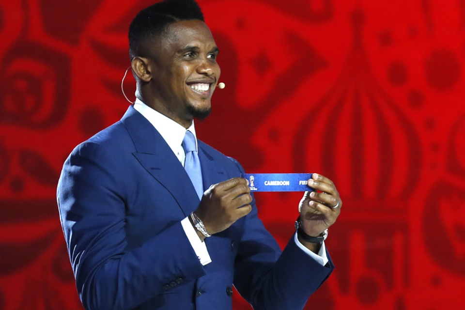 Eto'o vay tiền từ chính phủ, bị chỉ trích là kẻ không đáng tin