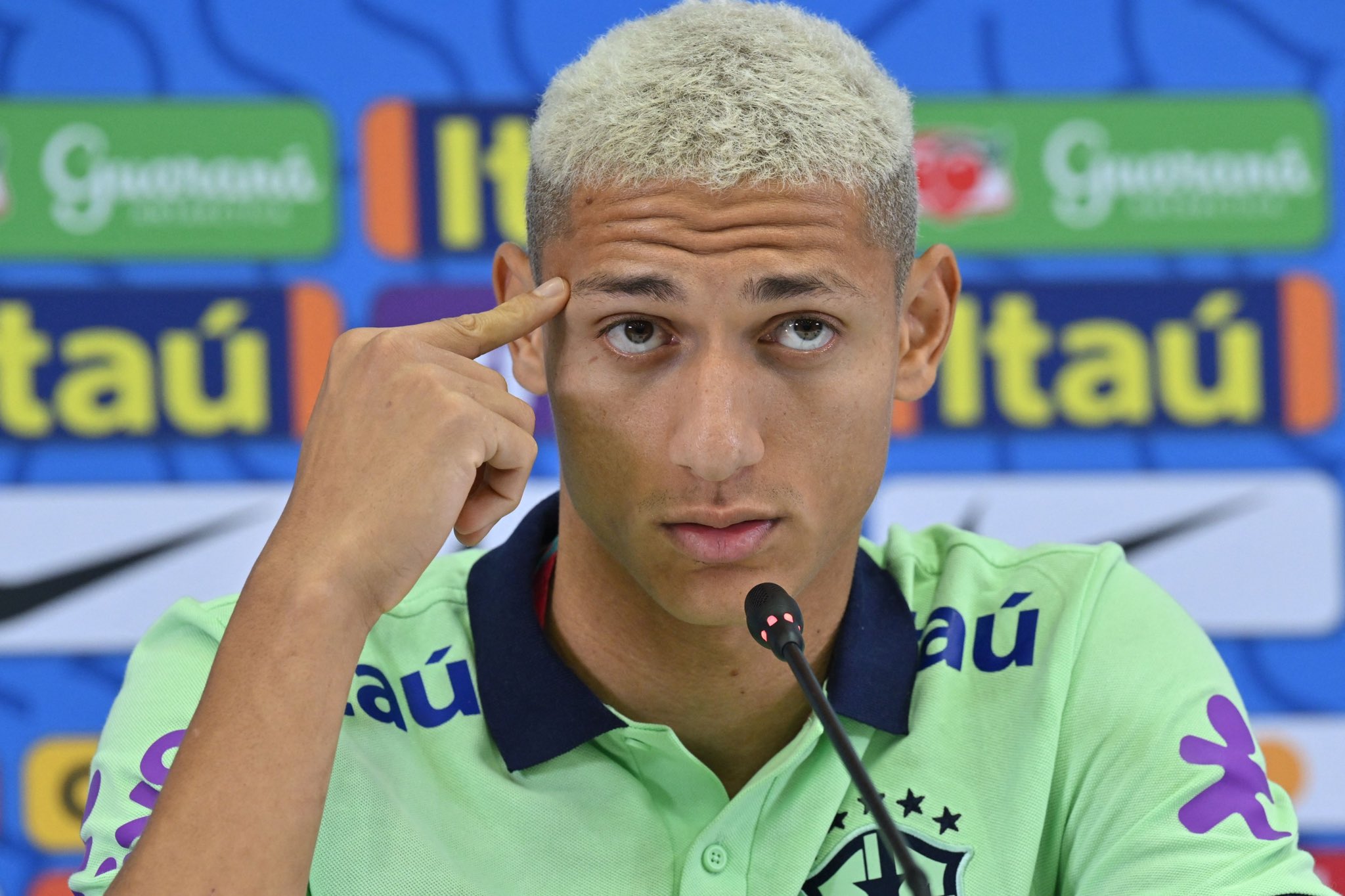 Richarlison: "Cậu ấy làm tôi nhớ đến Adriano"